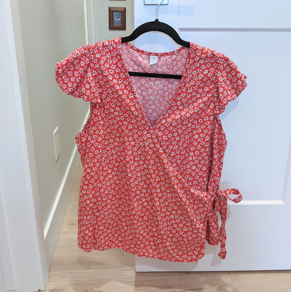 💝BOGO💝 Red Short-sleeve Wrap Top